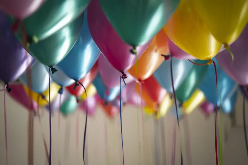 Eventbereich mit Ballons